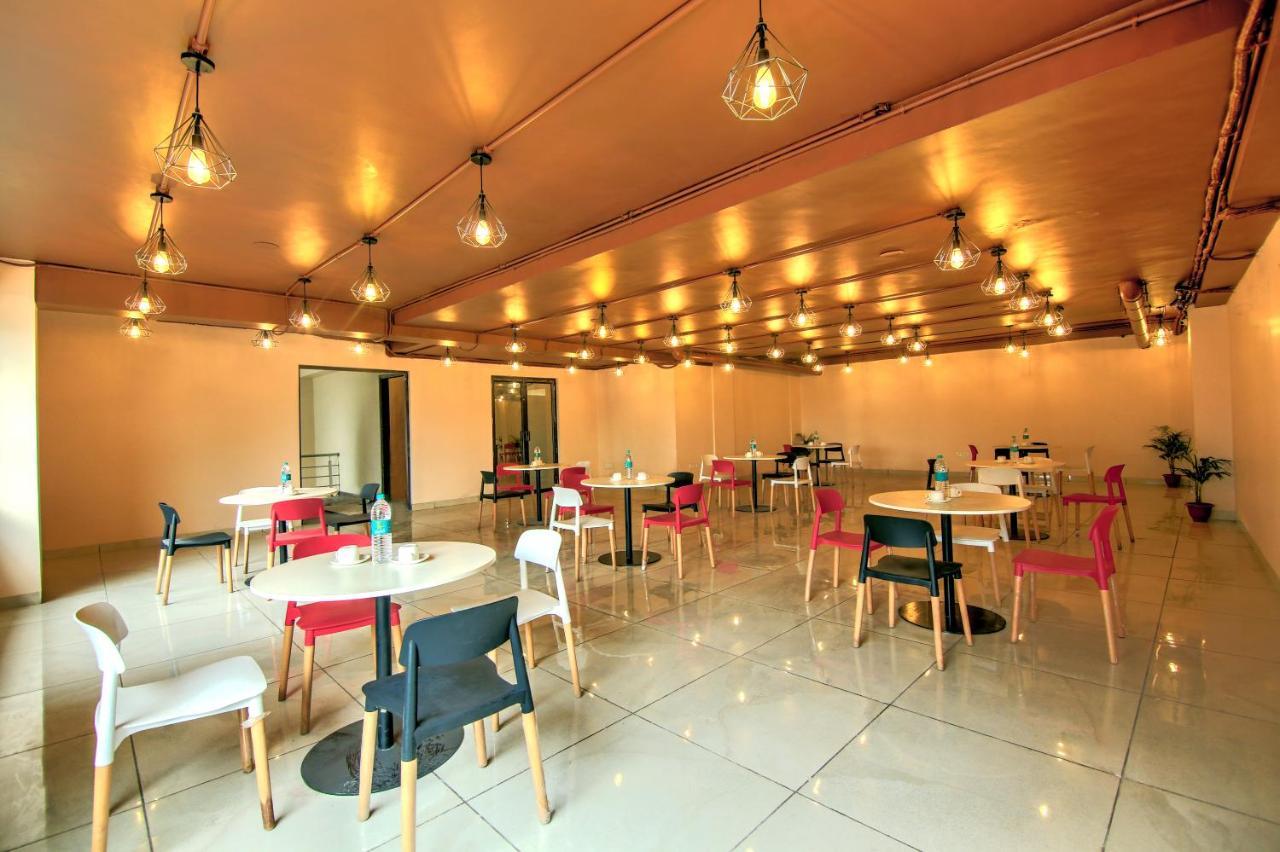 Artisan Rooms New Delhi Bagian luar foto