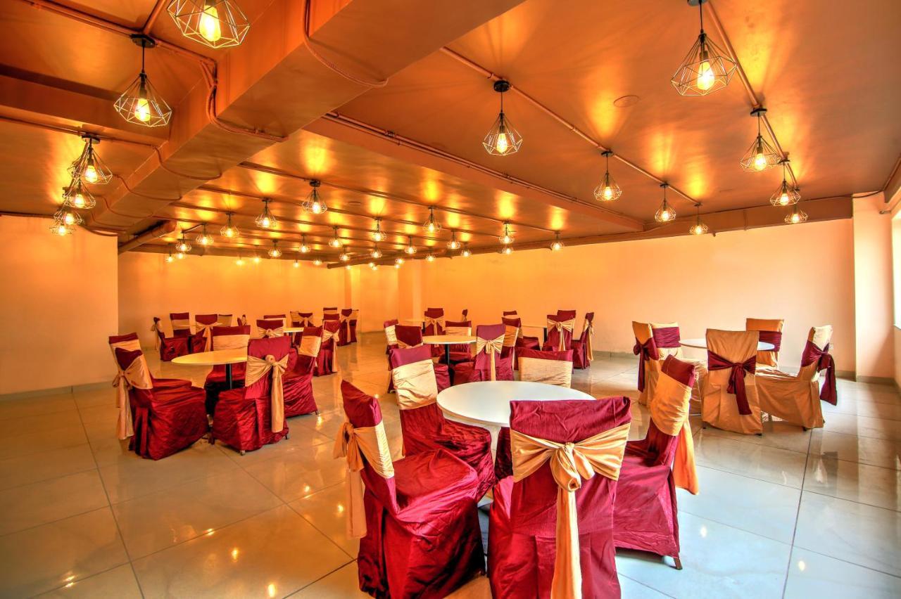 Artisan Rooms New Delhi Bagian luar foto