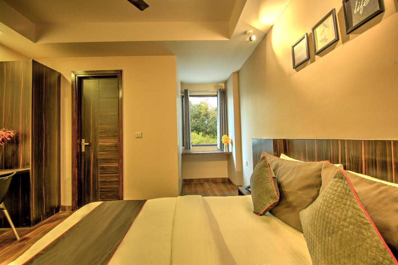 Artisan Rooms New Delhi Bagian luar foto