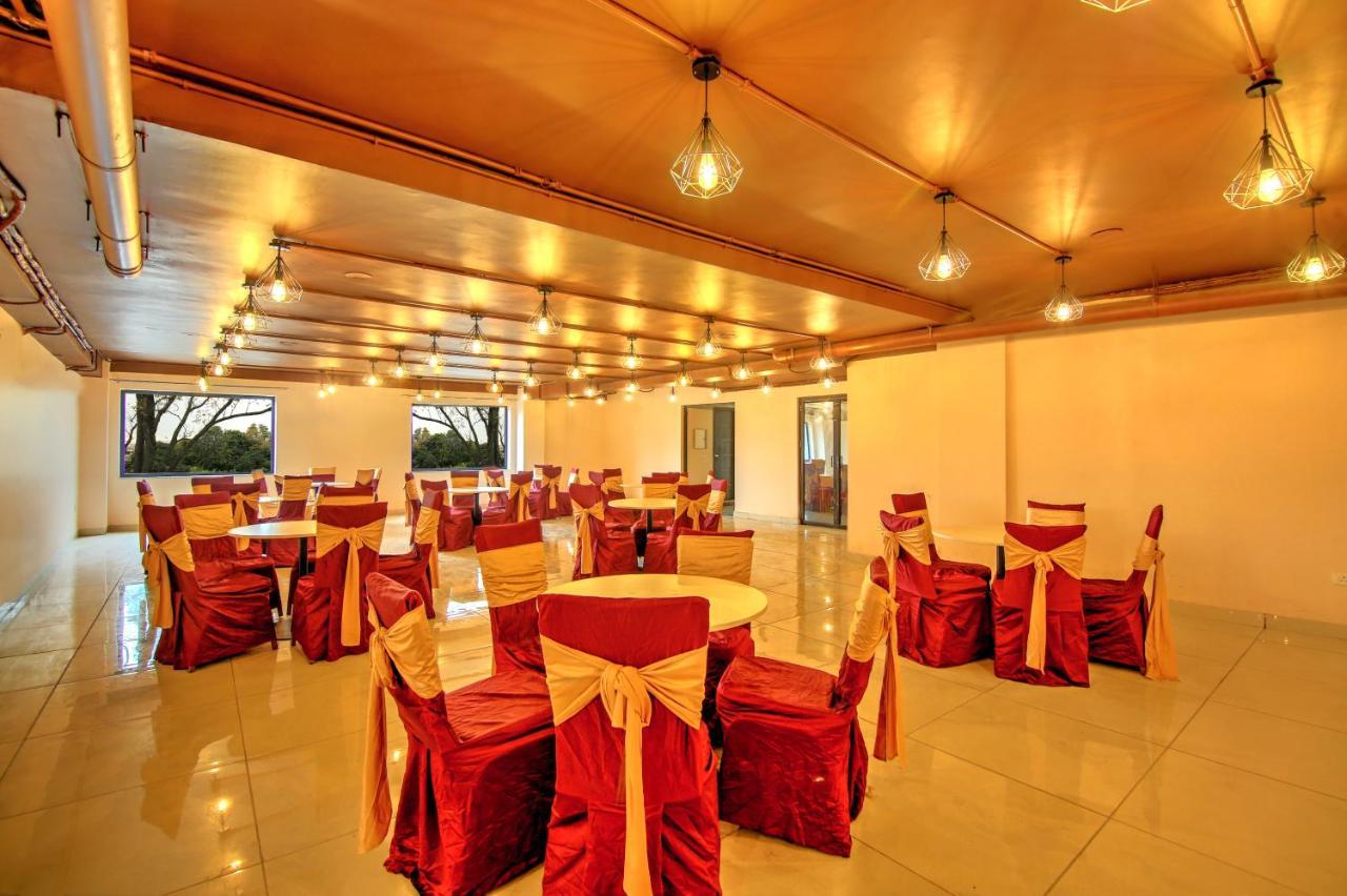 Artisan Rooms New Delhi Bagian luar foto
