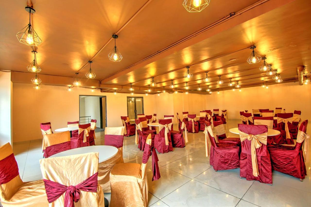 Artisan Rooms New Delhi Bagian luar foto